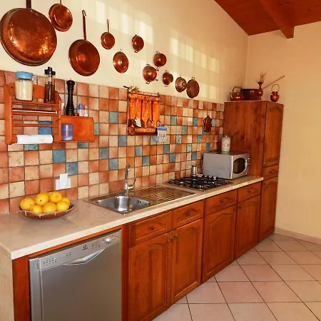 Locazione Turistica 3 Daire Cala Liberotto